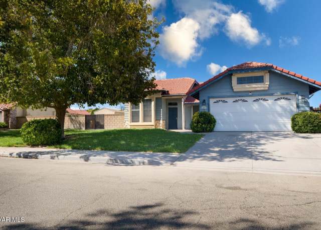 Property at 1027 James Ct, Lancaster, CA 93535, 3 beds, 2 baths