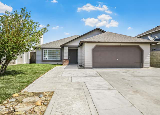 Property at 4715 Diamond St, Palmdale, CA 93552, 3 beds, 2 baths
