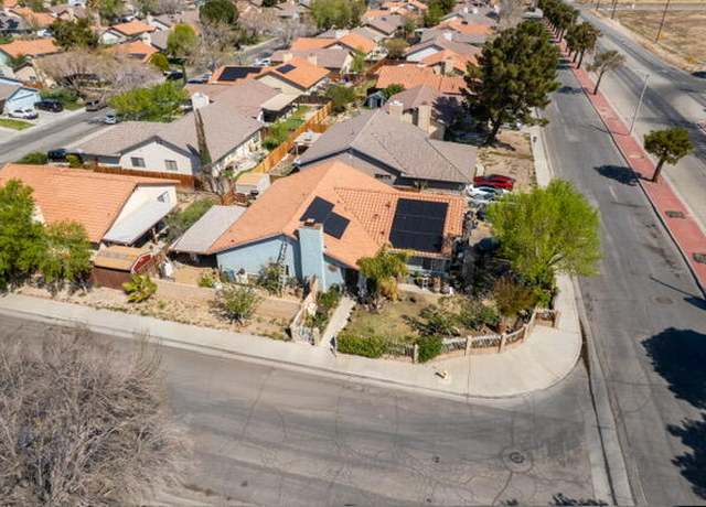 Property at 43841 E 30th St, Lancaster, CA 93535, 4 beds, 2 baths