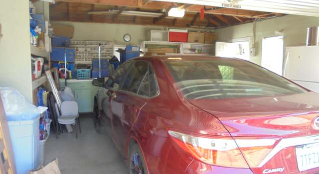 Photo of 44616 Fern Ave, Lancaster, CA 93534