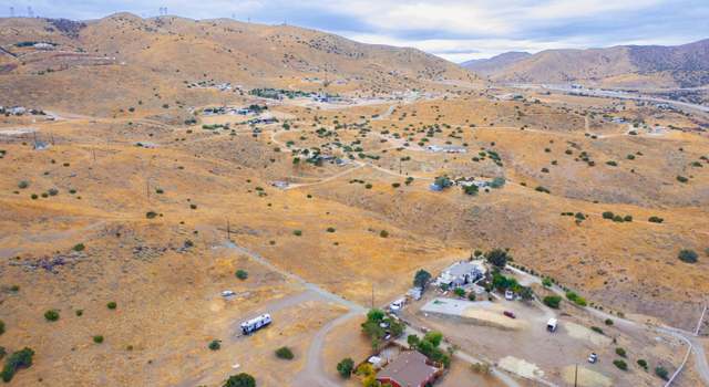 Photo of 1 Rushing Creek Trl, Palmdale, CA 93550