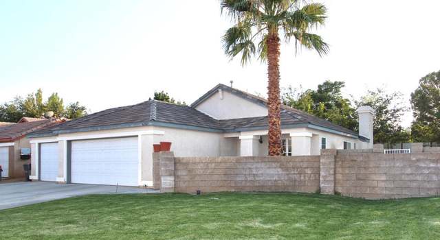 Photo of 42543 La Gabriella Dr, Lancaster, CA 93536