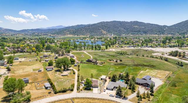 Photo of 29968 Greenwater Dr, Tehachapi, CA 93561