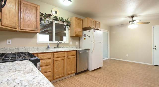 Photo of 40219 E 165th St, Palmdale, CA 93591