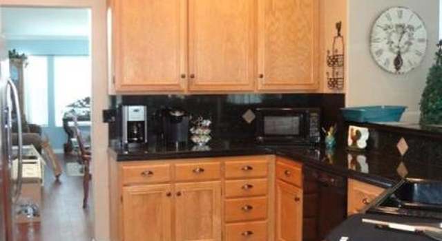Photo of 42241 71st St, Lancaster, CA 93536