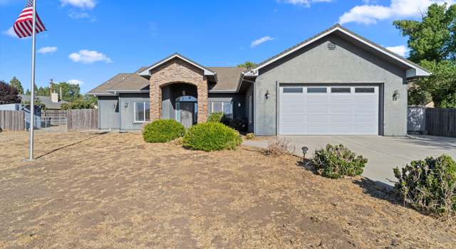 Photo of 18050 Rawhide Ct, Tehachapi, CA 93561