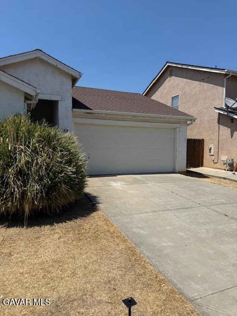 Photo of 1019 Sparrow Hawk Ln , CA 
