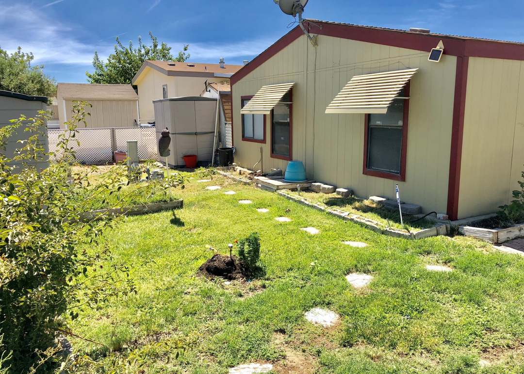 46465 25th Street East #228, Lancaster, CA 93535