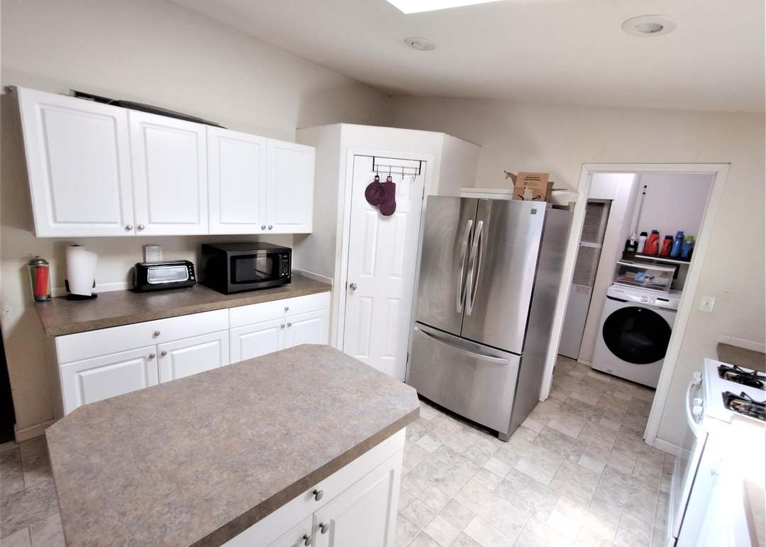 2117 Windcurrent Dr #133, Rosamond, CA 93560