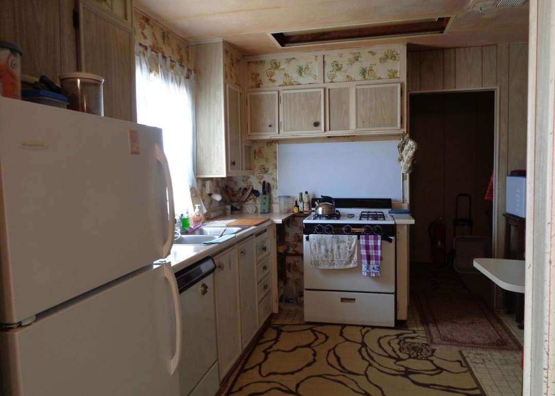 221 Desert Breeze Dr Unit N/A, California City, CA 93505