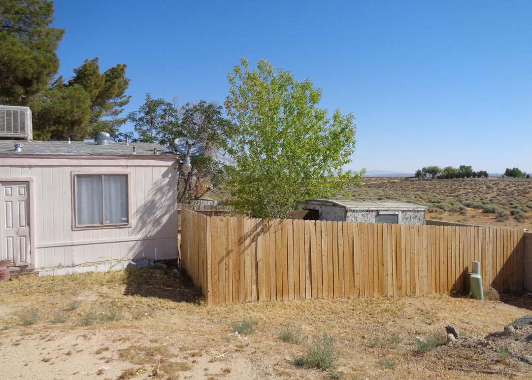 221 Desert Breeze Dr Unit N/A, California City, CA 93505