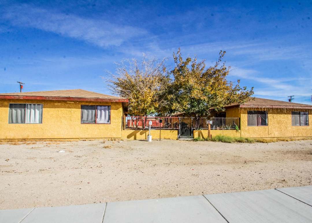 2540-2548 Diamond St, Rosamond, CA 93560