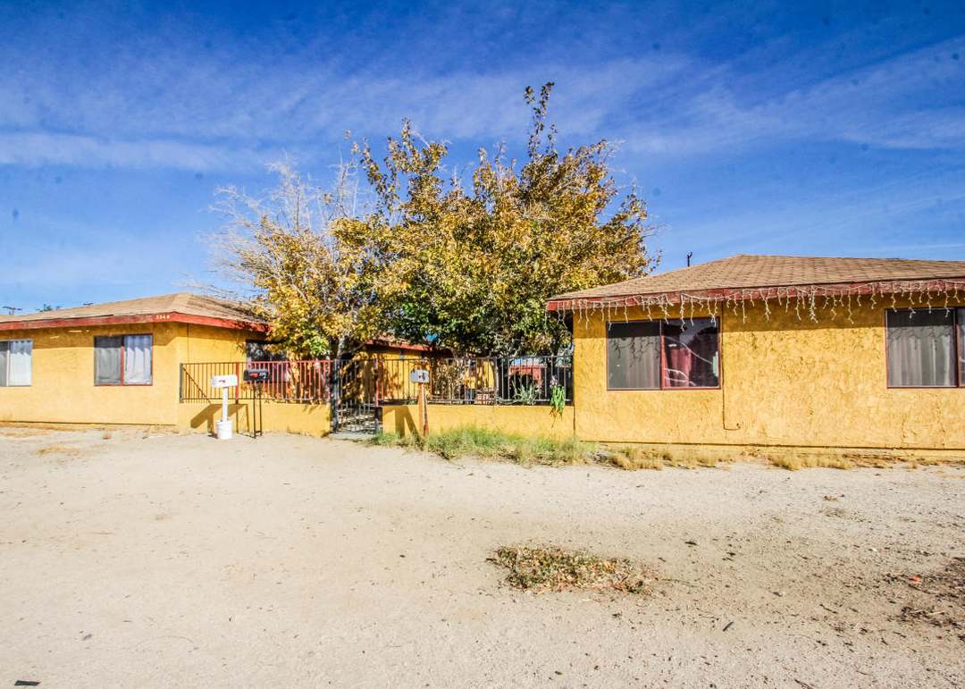 2540-2548 Diamond St, Rosamond, CA 93560