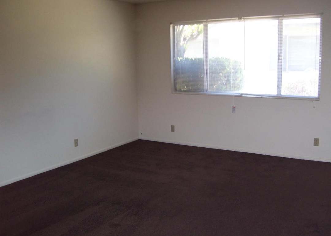 2819 Desert St Unit A,B,C, Rosamond, CA 93560