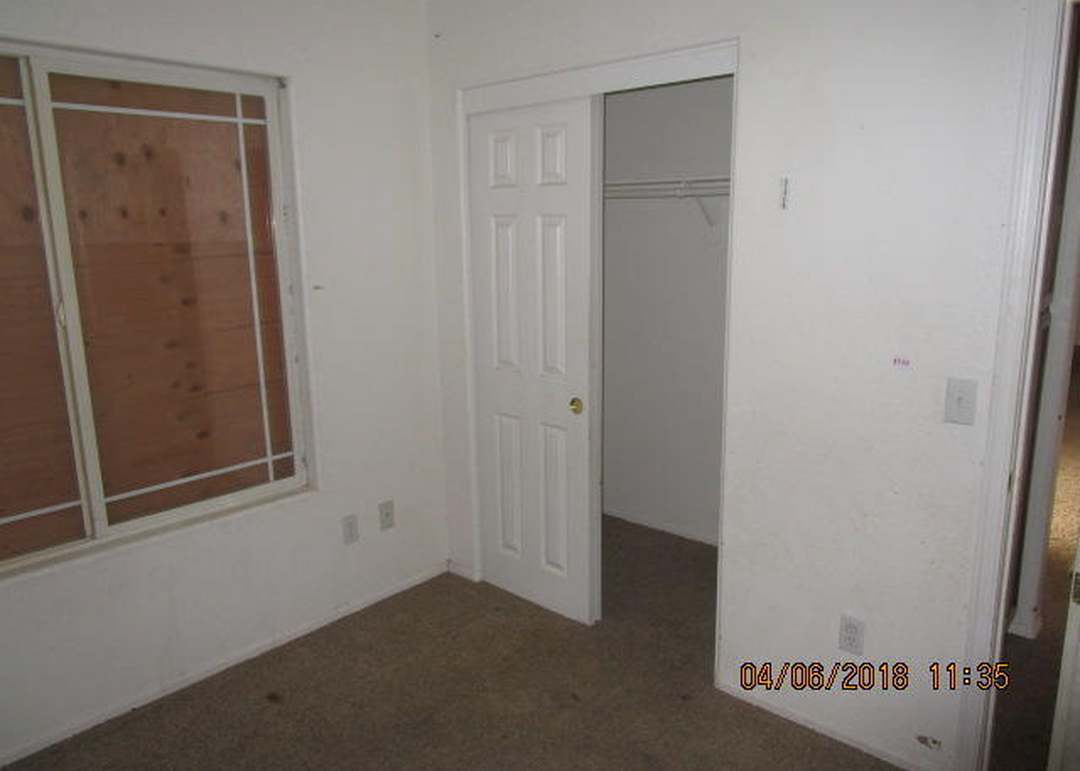 9625 N Loop Blvd Unit A & B, California City, CA 93505