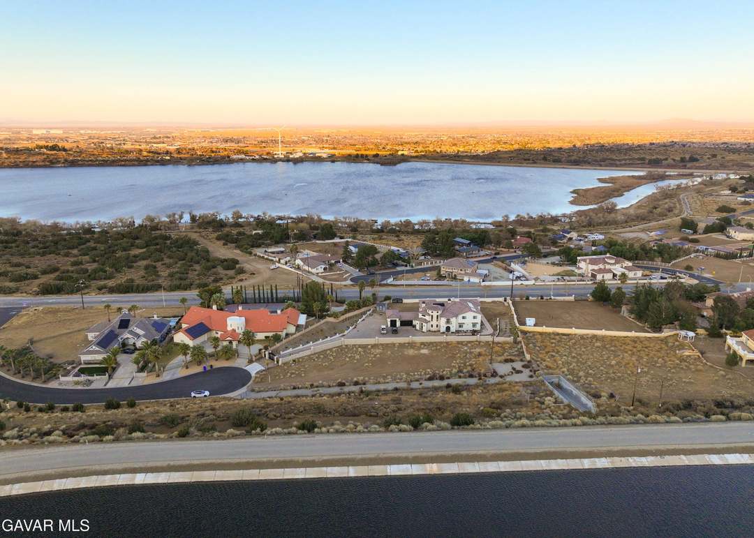 36500 Upland Court Ct, Palmdale, CA 93550
