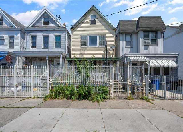 Property at 135 Ridgewood Ave, Brooklyn, NY 11208, 4 beds, 2.5 baths