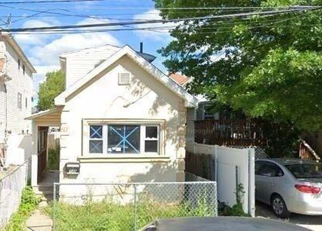 Property at 747 Patterson Ave, Staten  Island, NY 10306, 3 beds, 1 bath