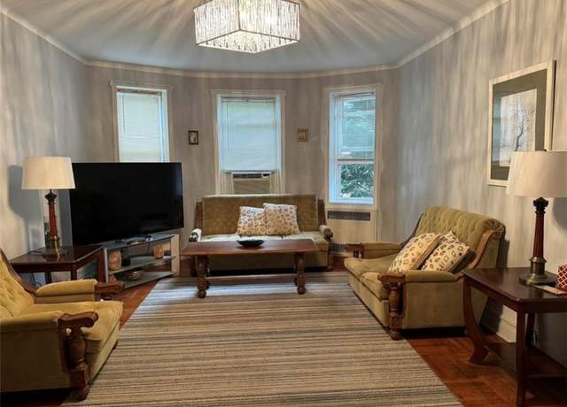 Property at 100 Avenue P Unit 1H, Brooklyn, NY 11204, 2 beds, 1 bath