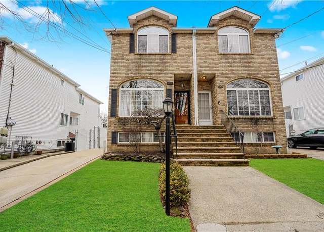 Property at 602 Main St, Staten  Island, NY 10307, 2.5 baths