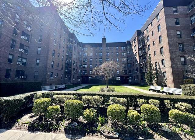 Property at 2220 Burnett St Unit 3J, Brooklyn, NY 11229, 1 bed, 1 bath