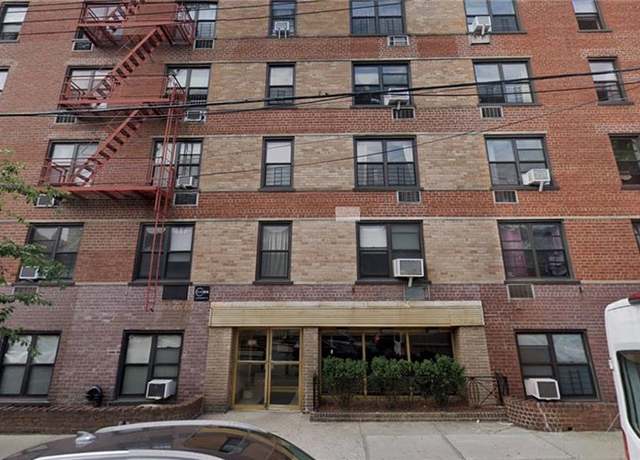 Property at 880 68th St Unit 4K, Brooklyn, NY 11220, 1 bed, 1 bath