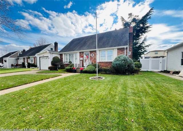 Property at 40 Lander Ave, Staten  Island, NY 10314, 2 beds, 1.5 baths