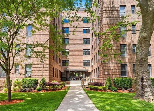 Property at 2251 Knapp St Unit 1G, Brooklyn, NY 11229, 2 beds, 1 bath