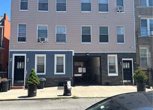 Property at 1433 66th St, Brooklyn, NY 11219, 16 beds, 6 baths