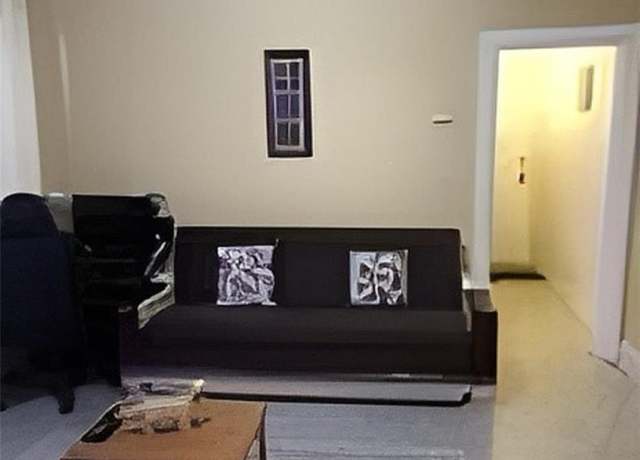 Property at 1513 W 7th St Unit 1B, Brooklyn, NY 11204, 1 bed, 1 bath