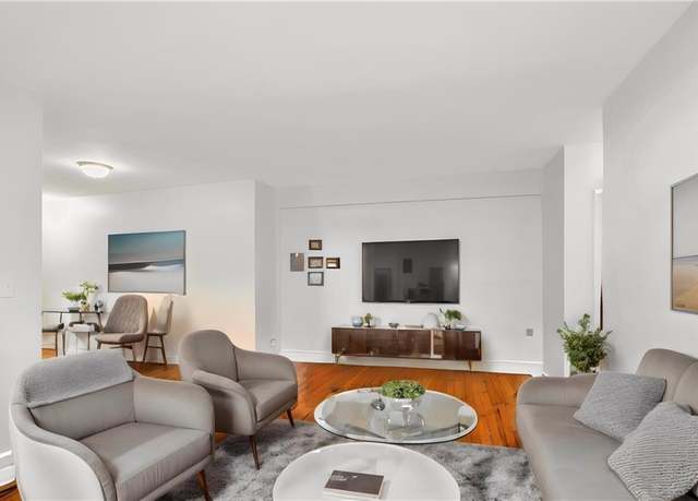 Property at 387 Avenue S Unit 3E, Brooklyn, NY 11223, 1 bed, 1 bath