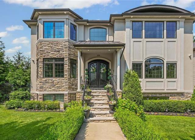 Property at 200 Cheevers Ln, Tottenville, NY 10307, 4 beds, 3.5 baths