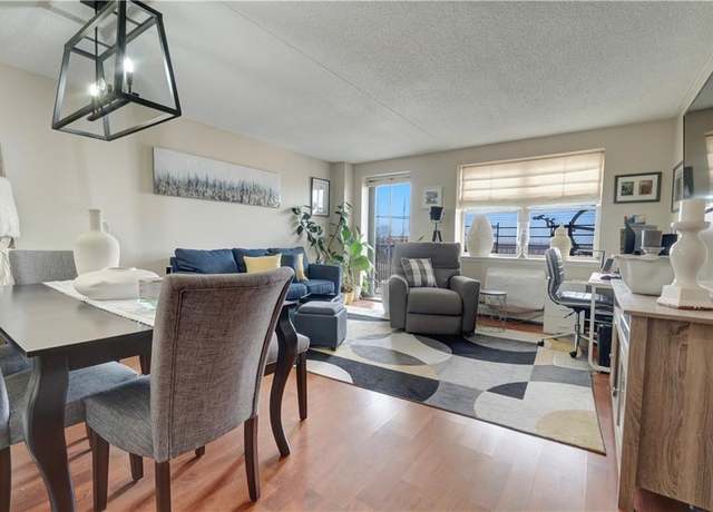 Property at 260 Beach 81 St Unit 4M, Rockaway Beach, NY 11693, 1 bed, 1 bath