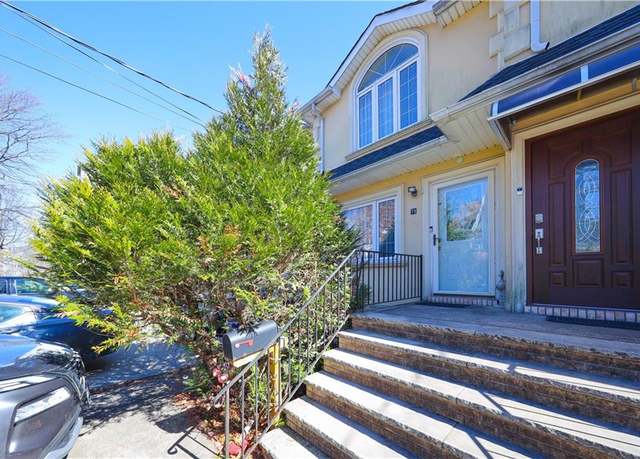 Property at 78 Townsend Ave, Staten  Island, NY 10304, 3 beds, 2.5 baths