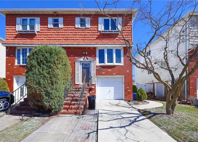 Property at 17 Bartow St, Staten  Island, NY 10308, 3 beds, 1.5 baths