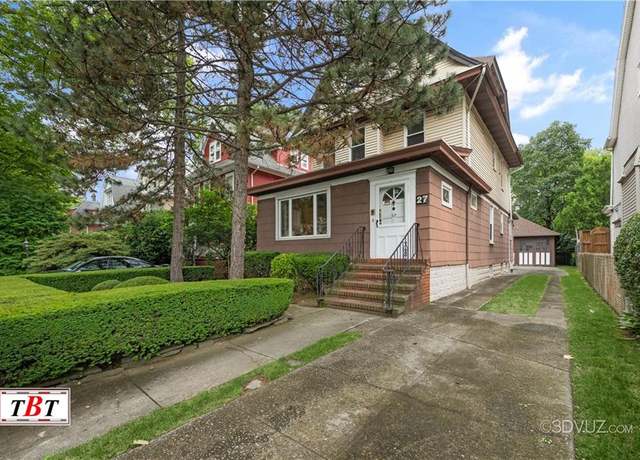 Property at 27 Wellington Ct, Brooklyn, NY 11230, 5 beds, 4 baths