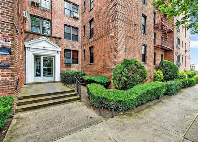 Property at 711 Montauk Ct Unit 1J, Brooklyn, NY 11235, 2 beds, 1 bath