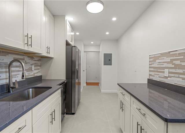 Property at 243 Mcdonald Ave Unit 4B, Brooklyn, NY 11218, 2 beds, 1 bath