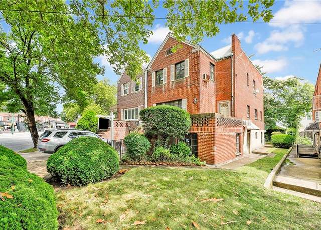 Property at 1701 Gerritsen Ave, Brooklyn, NY 11229, 4 beds, 2.5 baths