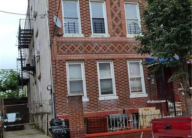 Property at 197 E 52nd St, Brooklyn, NY 11203, 11 beds, 6 baths
