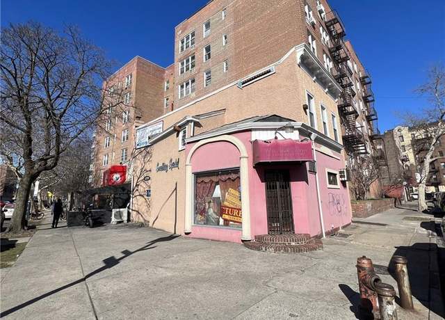 Property at 1701 Elm Ave, Brooklyn, NY 11230, 1 bed, 1 bath
