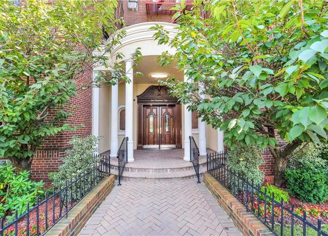 Property at 110 Shore Blvd Unit 4H, Brooklyn, NY 11235, 1 bed, 1 bath