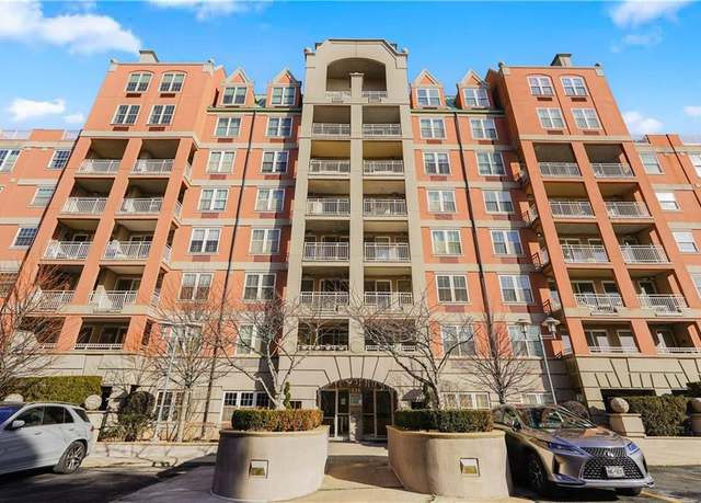 Property at 135 Oceana Dr E Ph 1D, Brooklyn, NY 11235, 3 beds, 3 baths