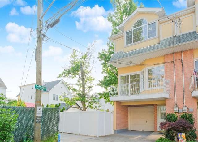 Property at 24 Ostrich Ct, Staten  Island, NY 10309, 3 beds, 2.5 baths