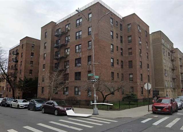 Property at 69 Bennett Ave #301, New York, NY 10033, 1 bed, 1 bath