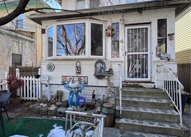 Property at 4 Vreeland St, Staten  Island, NY 10302, 4 beds, 3 baths
