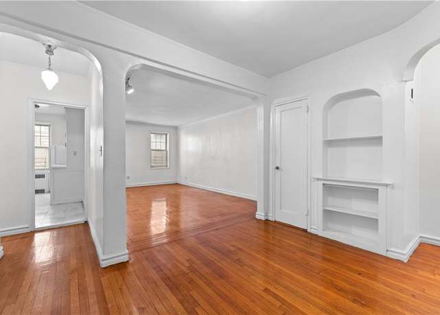 Property at 601 E 19th St Unit 1L, Brooklyn, NY 11226, 1 bed, 1 bath