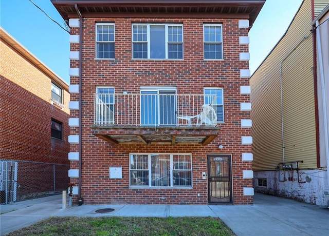 Property at 2331 W 12th St, Brooklyn, NY 11223, 9 beds, 5 baths