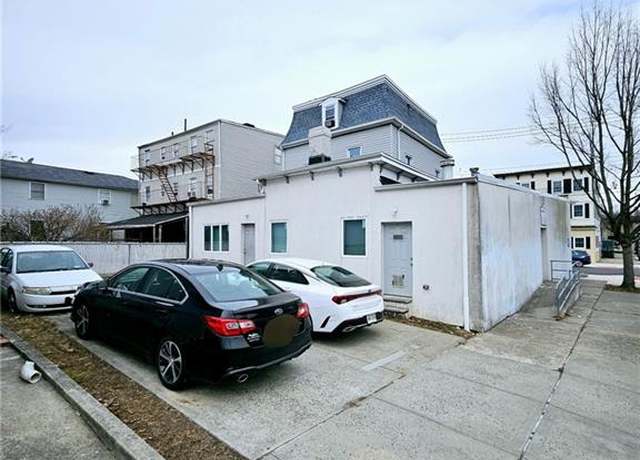 Property at 70 Grove Ave, Staten  Island, NY 10302, 5 beds, 2 baths