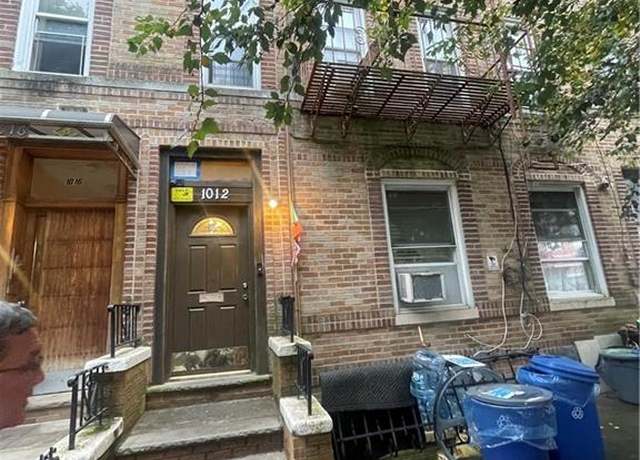 Property at 1012 57th St, Brooklyn, NY 11219, 10 beds, 6 baths